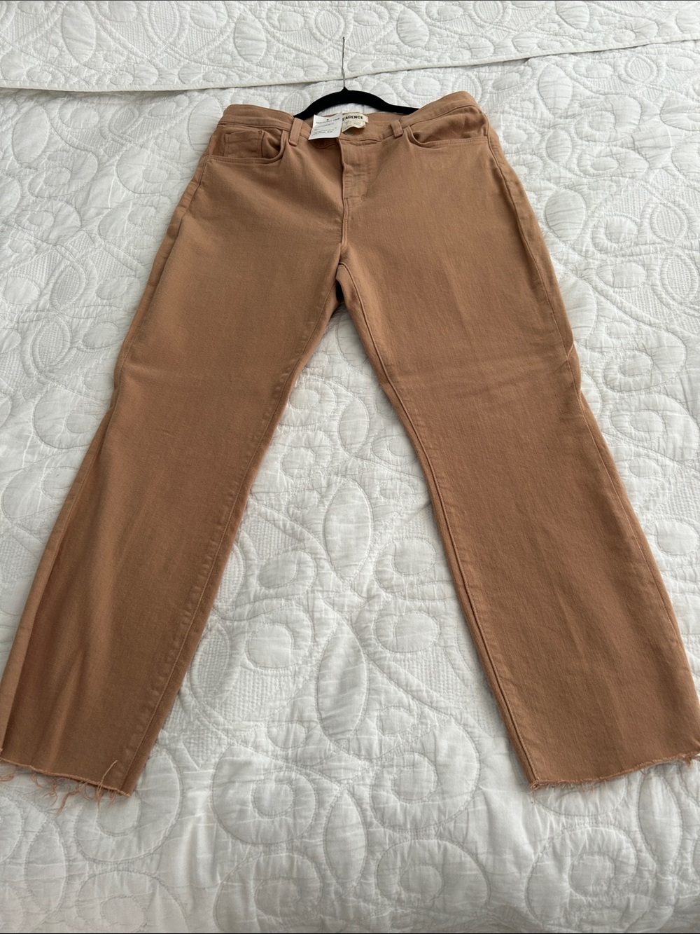 L'AGENCE Cropped High-Rise Straight Jeans in Camel Brown